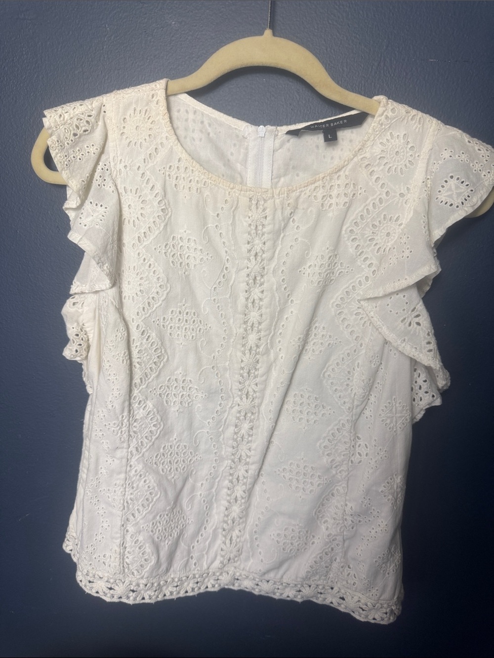 Walter Baker White Eyelet Ruffle Sleeve Blouse